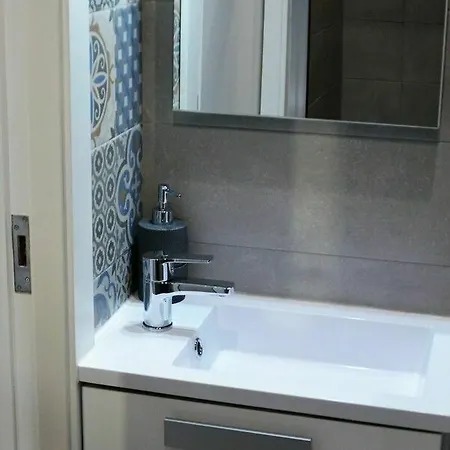 Fado Guest house Lisbon