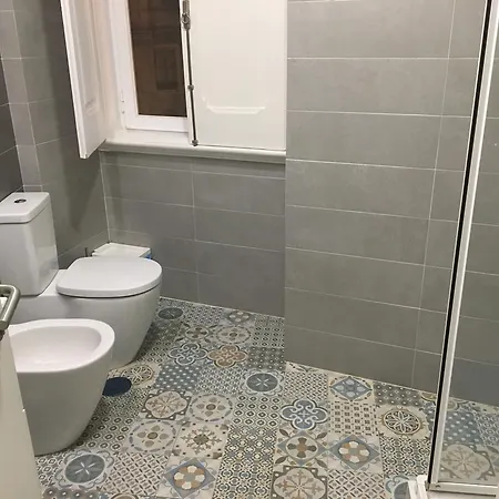 Fado בית הארחה 3*
